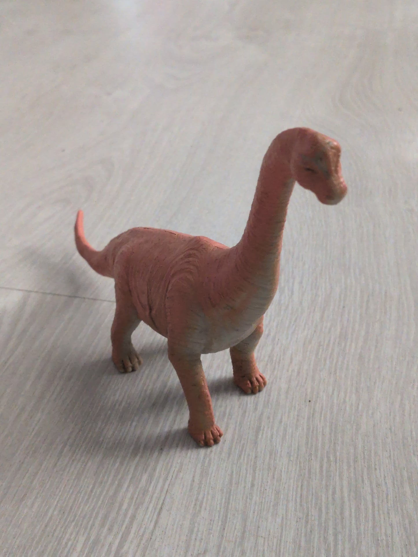 Figurine dinosaure