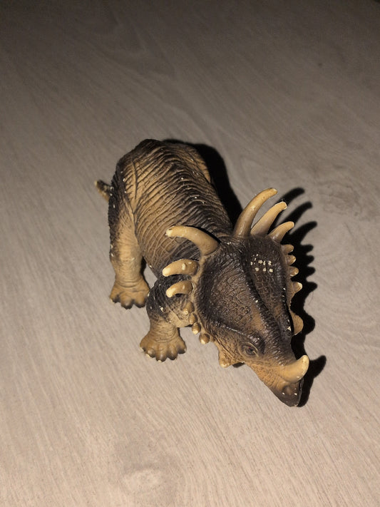 Figurine styracosaurus