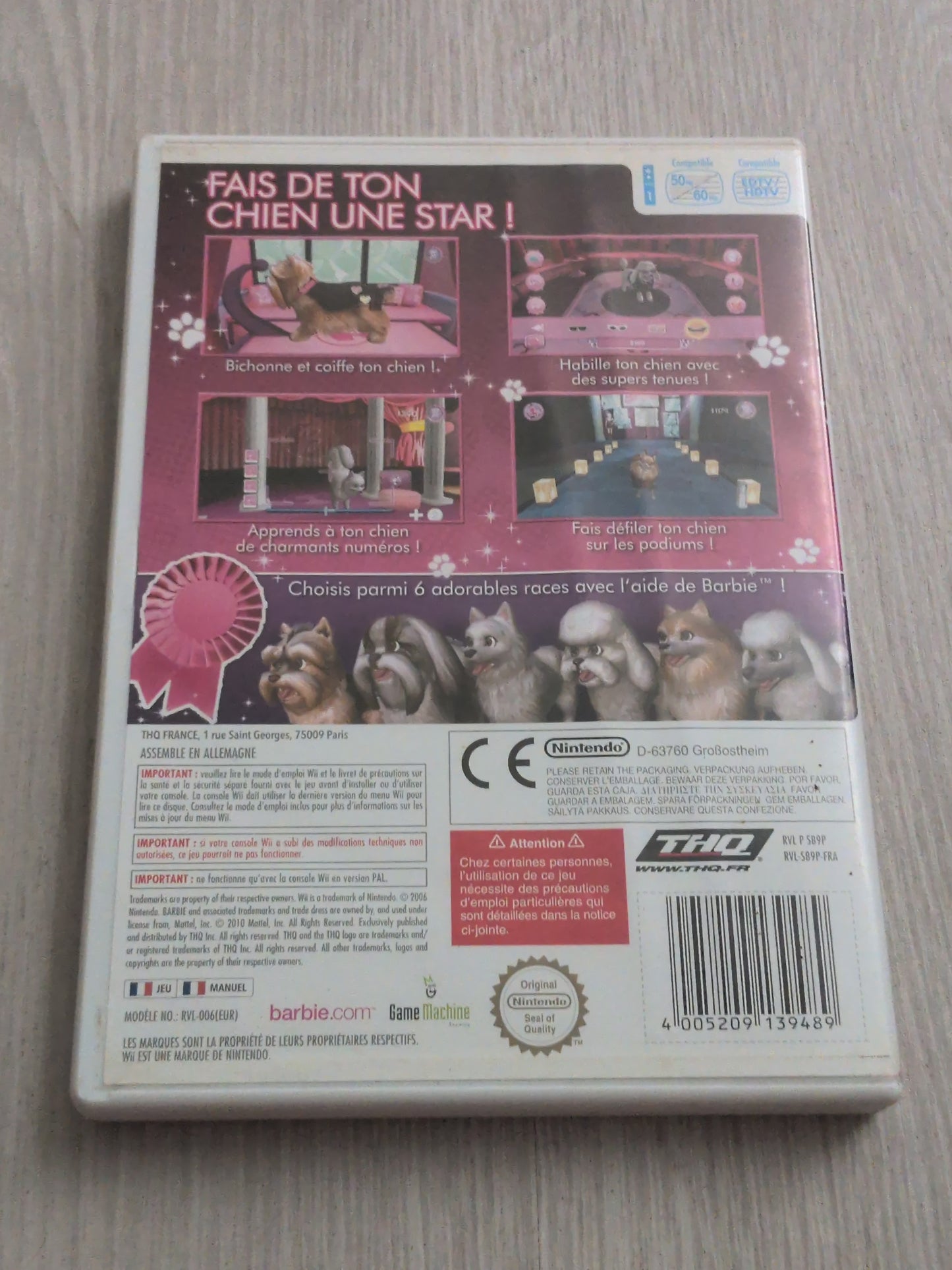 Barbie et le salon de beauté des chiens