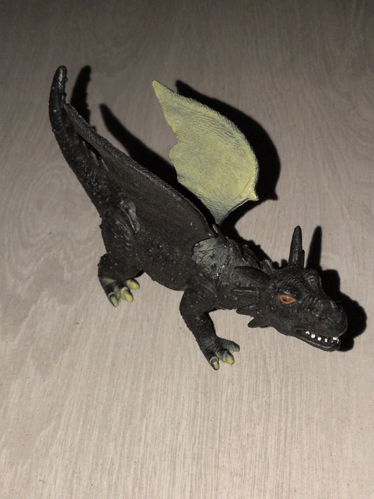 Figurine dragon