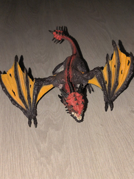 Figurine Dragon combattant