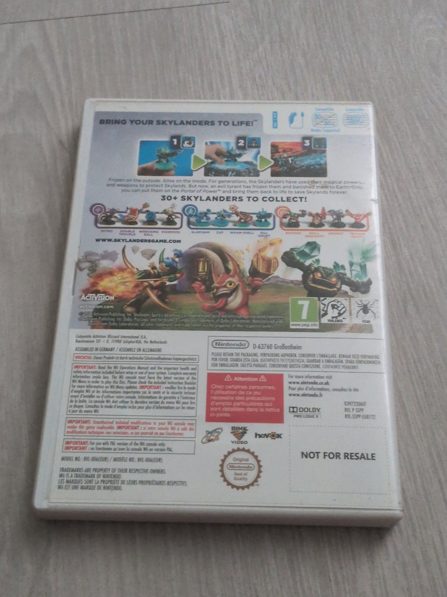 Skylanders spyro's adventure