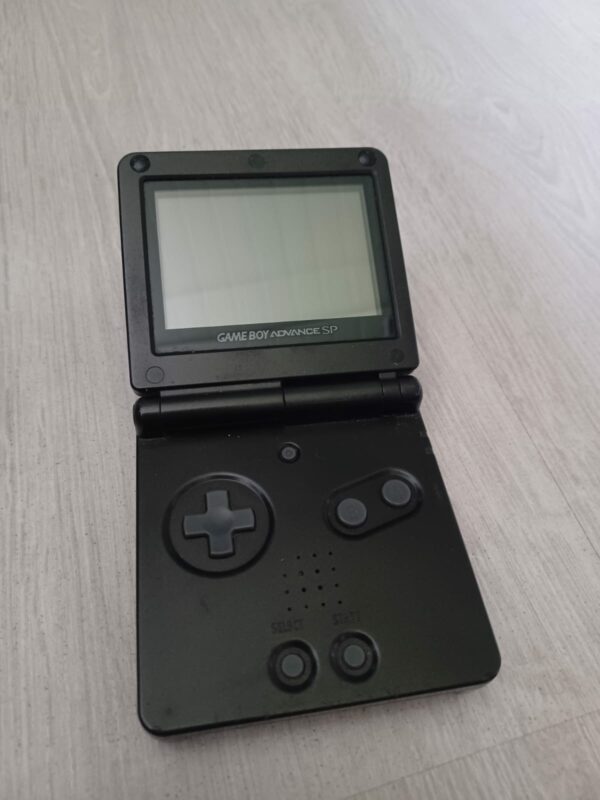 Game Boy Advance SP + 1 jeu